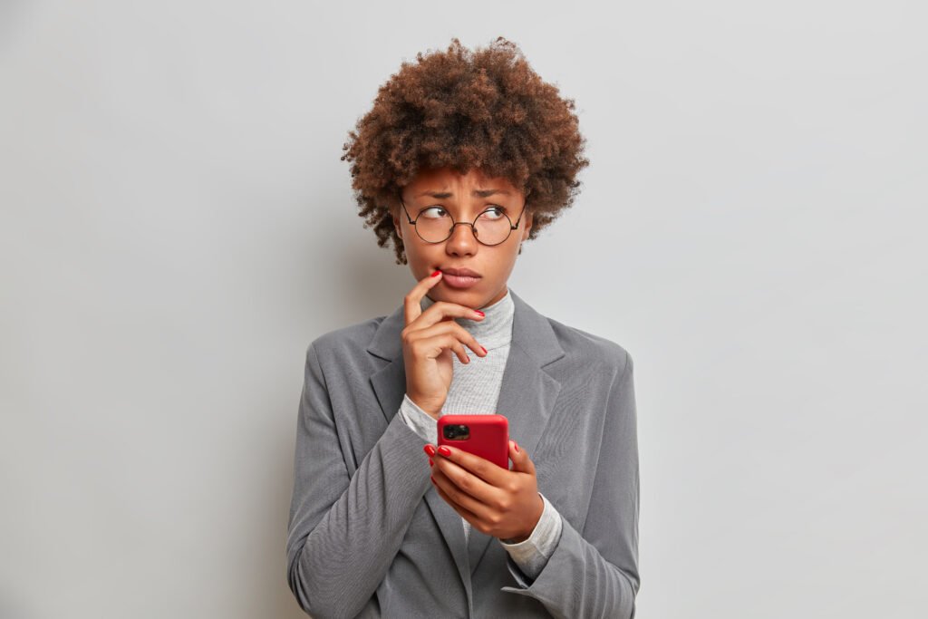 5 mitos sobre chatbots para WhatsApp que seu provedor precisa superar